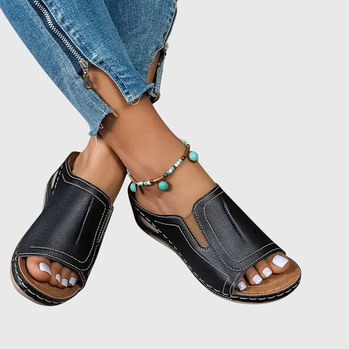 Aretha Orthopedic Sandals